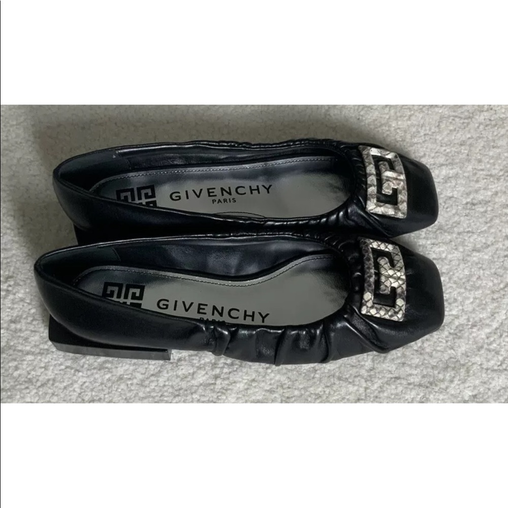 Givenchy flats - Picture 5 of 5